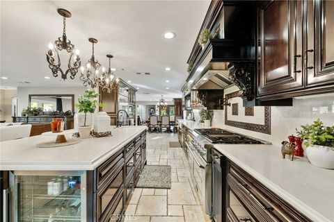 4738 Live Oak Canyon La Verne CA 91750