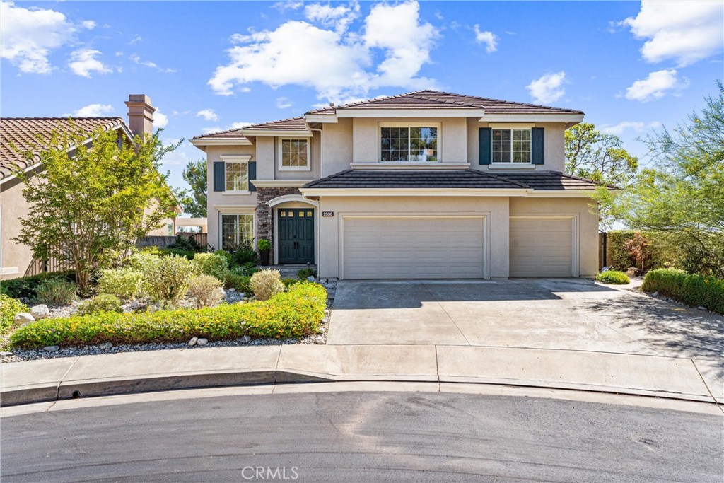 2336 North Wisteria Lane