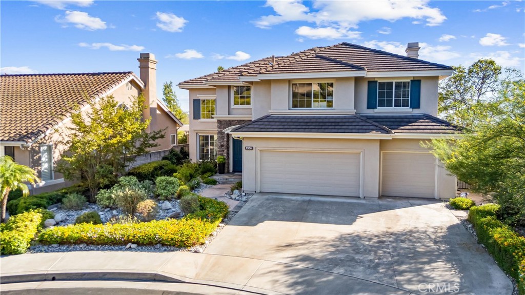 2336 North Wisteria Lane
