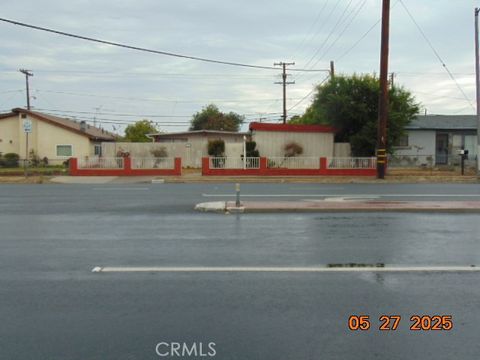 20534 Pioneer Boulevard Lakewood CA 90715