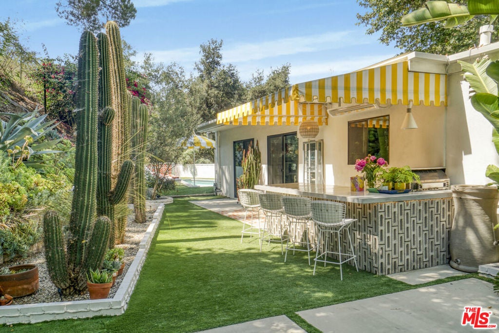3560 Mandeville Canyon Road