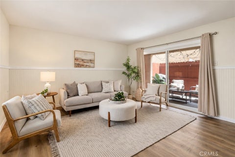 Photo of 2516 Virginia AVE #E, Santa Monica, CA 90404 (MLS # CV26153151)