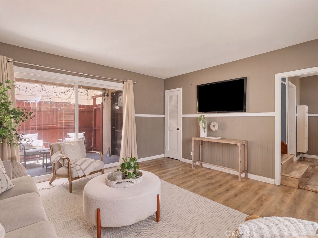 Photo of 2516 Virginia AVE #E, Santa Monica, CA 90404 (MLS # CV26153151)