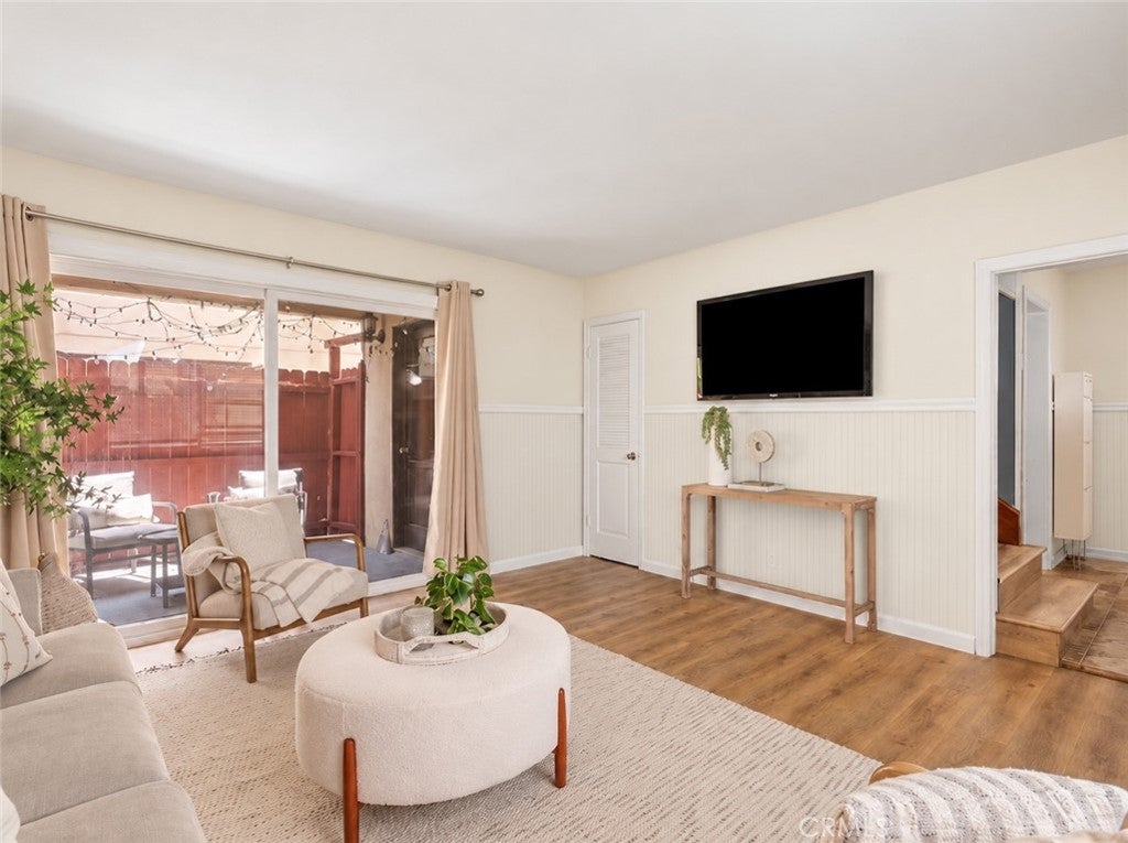 2516 Virginia E