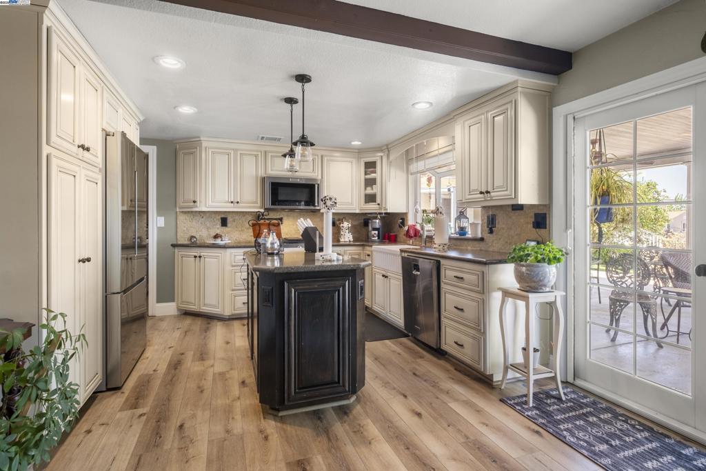 Not Listed - Residential