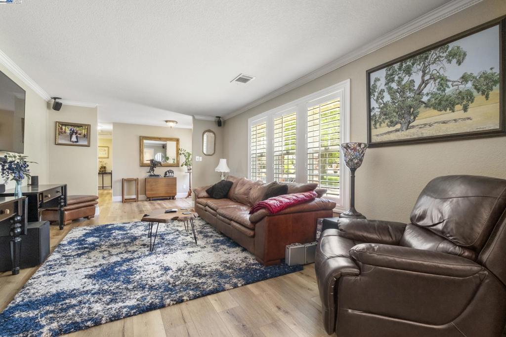 Not Listed - Residential