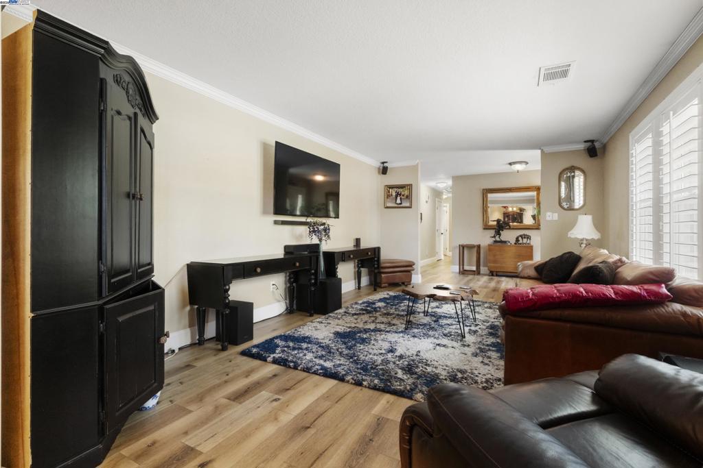 Not Listed - Residential