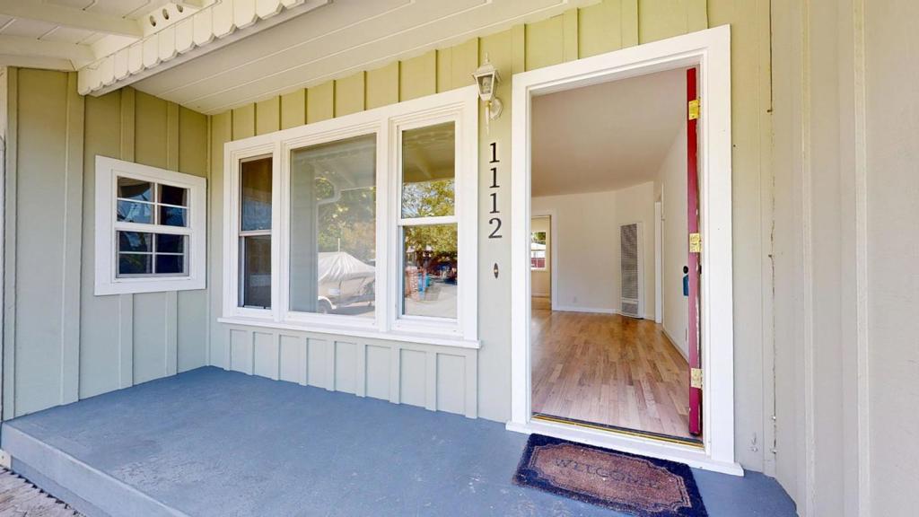 1112 Bay Road, East Palo Alto CA 94303