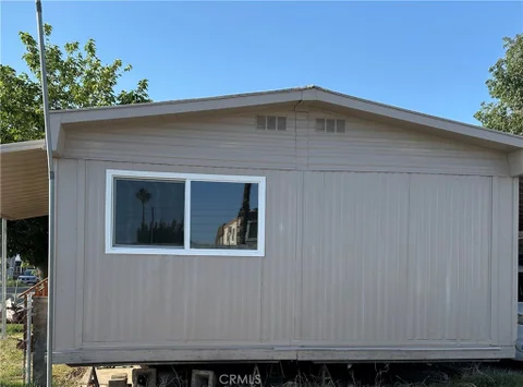 MLS: IG26103674