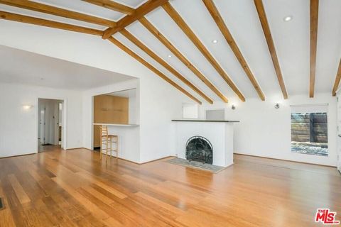 Photo of 2431 N Gower Street, Hollywood, CA 90068 (MLS # 25585793)