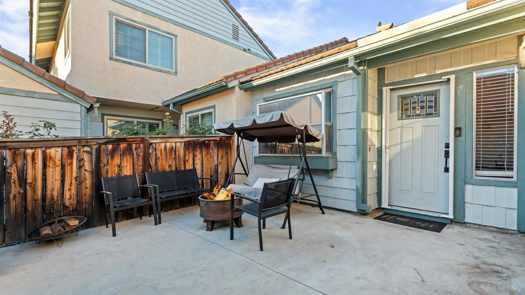 422 Devonshire Gln