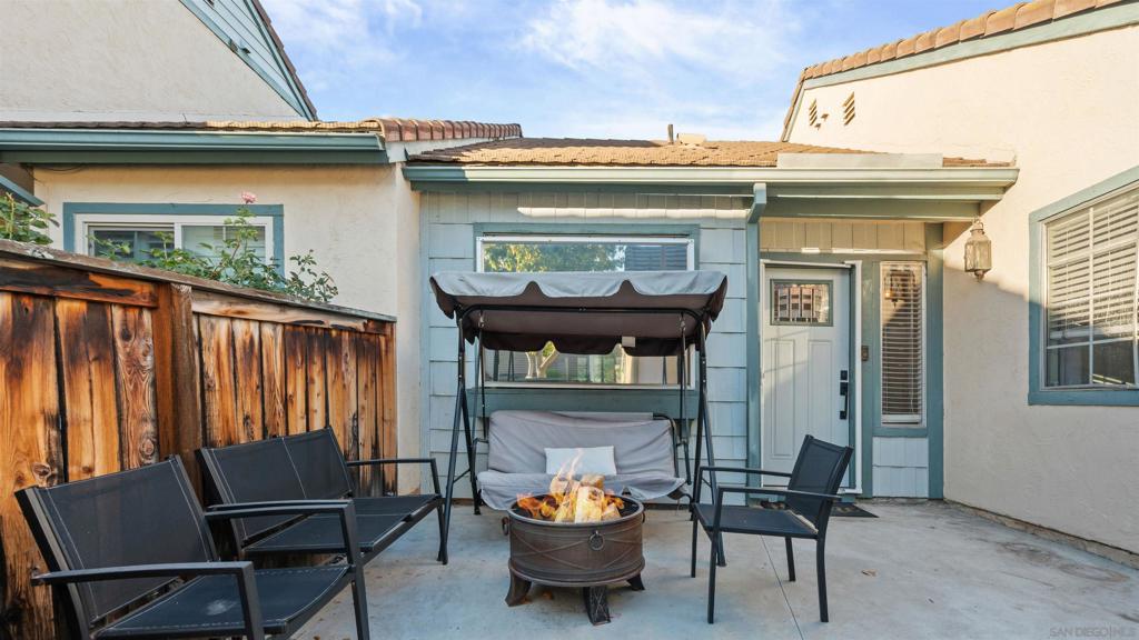 422 Devonshire Gln