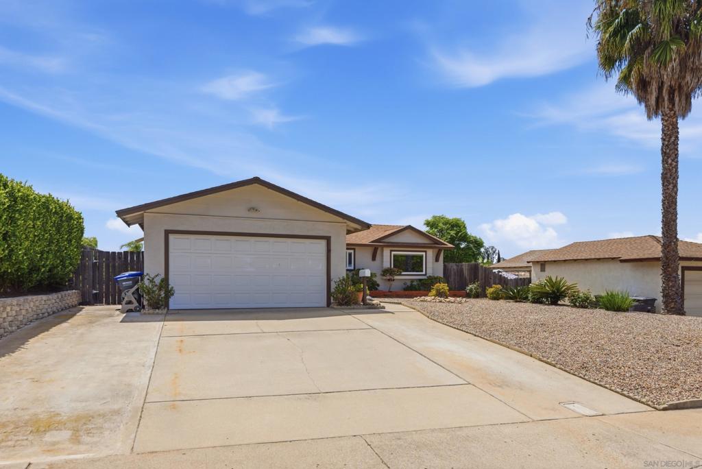 12721 Via La Gardenia