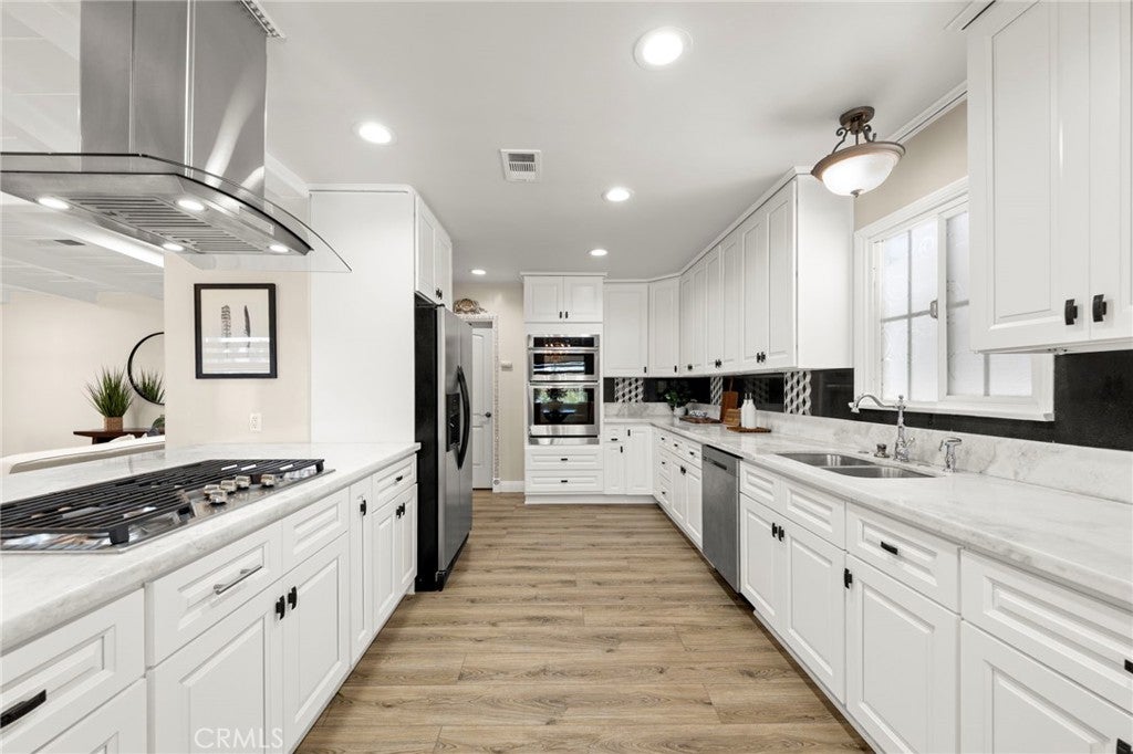 14502 Broadway