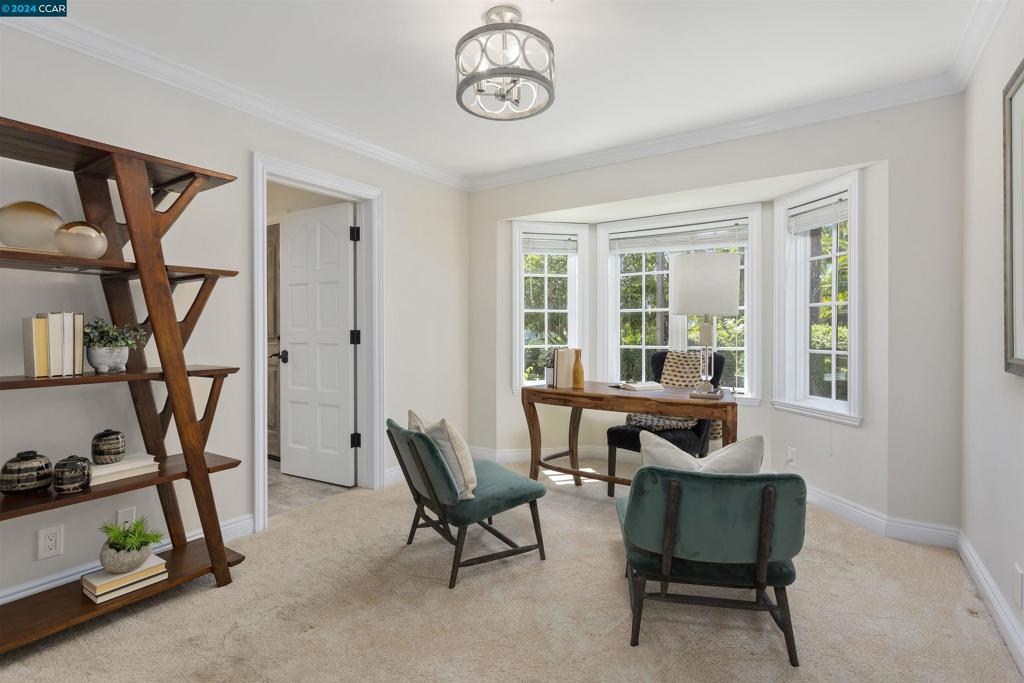 ORINDA DOWNS - Residential