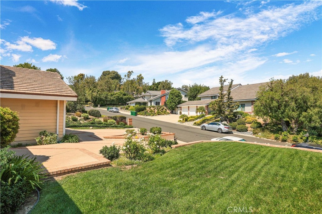 1782 Bridle Path