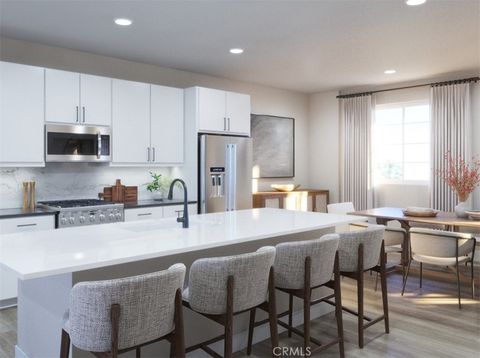 Photo of 545 Via Vallarta, Camarillo, CA 93012 (MLS # SR25265153)