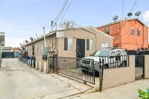 Photo of 9538 Compton Avenue, Los Angeles, CA 90002 (MLS # IG26205856)