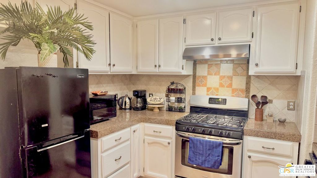 La Quinta Cove - Residential Lease