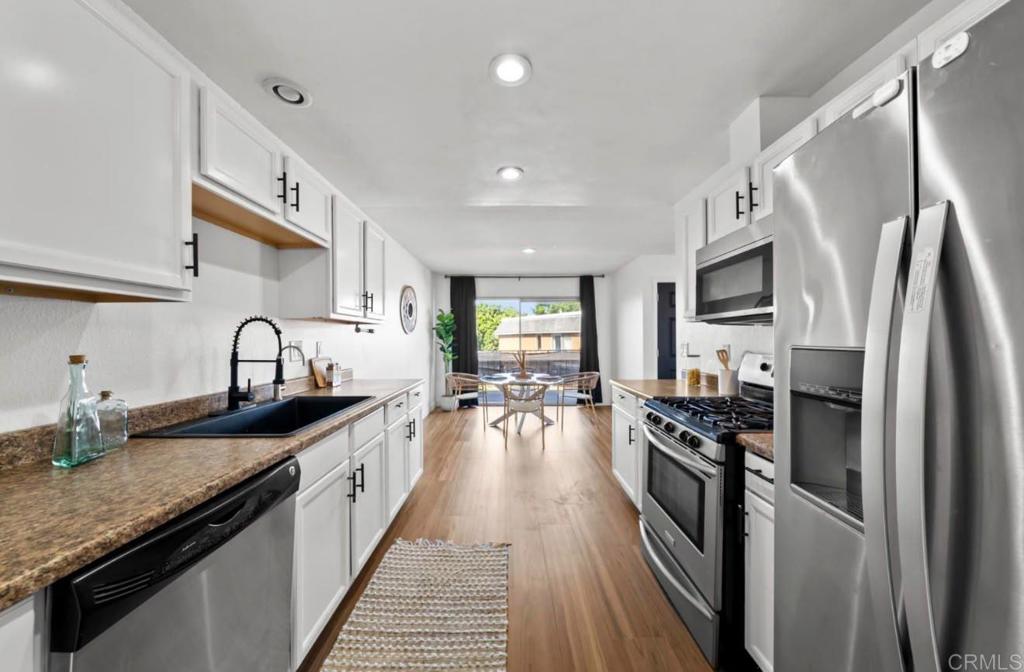 1217 Mariposa Court