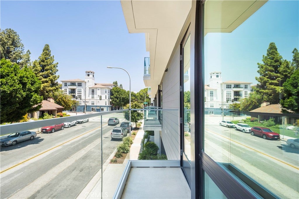 380 Cordova Street 105