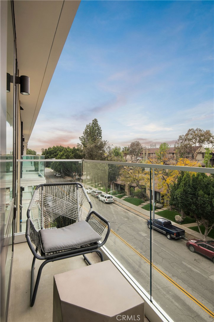 380 Cordova Street 105