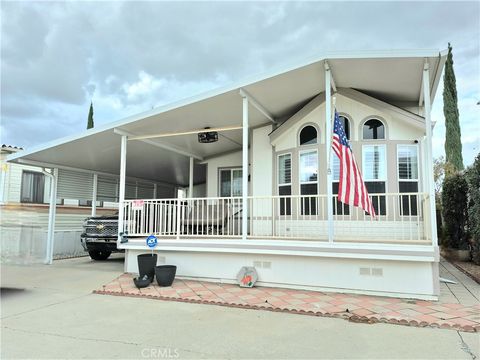 Photo of 1278 Western Dr, San Jacinto, CA 92583 (MLS # SW25263455)