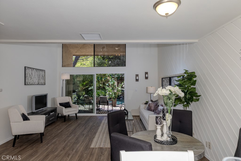 4900 E Chapman Avenue