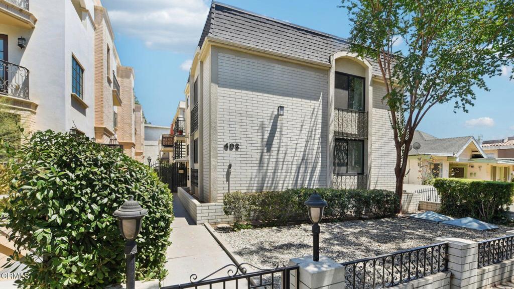 Get ready to fall in love with this delightful first floor, single-level apartment located in the beautiful city of Pasadena. Stepping into this inviting home, you'll notice that it was recently remodeled from top to bottom. You'll also love the pale oak luxury vinyl plank flooring throughout the 1,555 sq feet of living space. Enjoy unwinding in your spacious primary bedroom suite with attached bath. Down the hall are two additional bedrooms and shared bath. Keep cool in summer and cozy in winter with central air and heat. The kitchen features plenty of cabinet storage, quartz countertops, and brand new appliances - refrigerator, stove and dishwasher. The adjacent dining room flows into the light-filled, extra spacious living room, perfect for unwinding or entertaining. Or, enjoy the breeze off the nearby balcony and patio area. The unit is pet friendly and also includes two assigned, side-by-side parking spaces with storage cabinets. Conveniently located near the stores and restaurants of S. Lake Ave, this apartment is perfectly situated to enjoy all the vibrant culture, shopping, and dining options Pasadena has to offer.