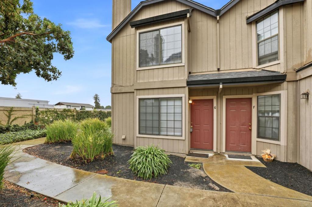 251 Gibson Drive G52