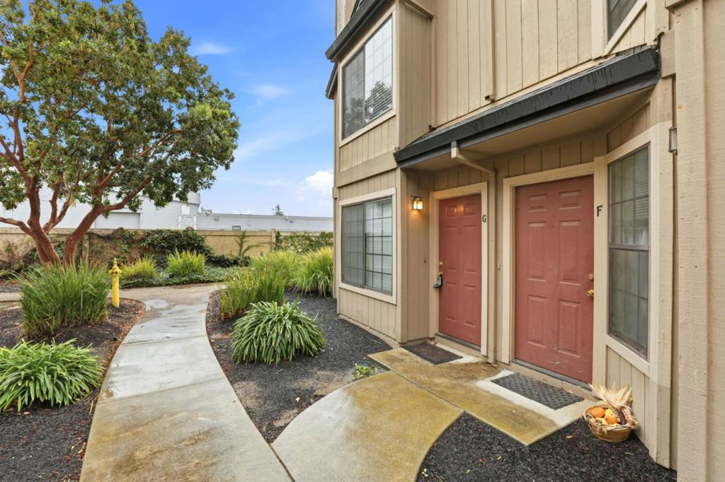 251 Gibson Drive G52