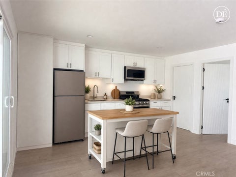 Photo of 22917 Sherman Way, West Hills, CA 91307 (MLS # SR26127684)