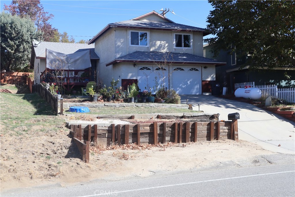 14955 Elizabeth Lake