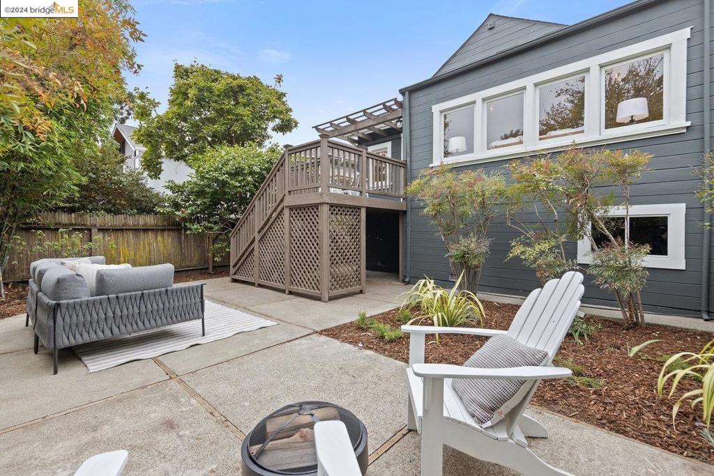 LOWER ROCKRIDGE - Residential