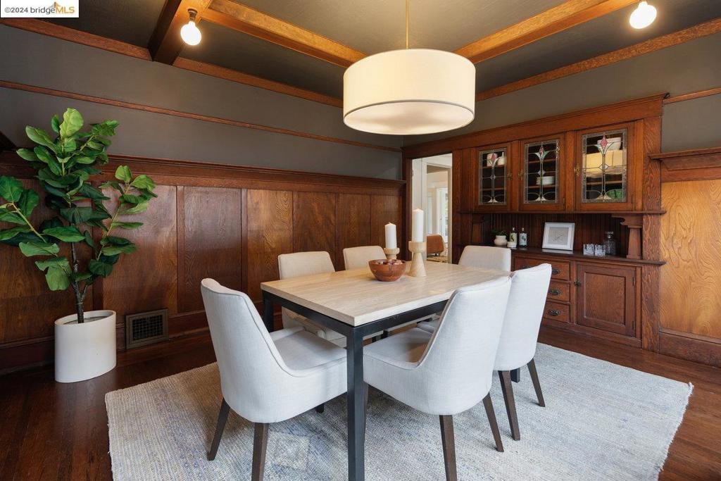 LOWER ROCKRIDGE - Residential