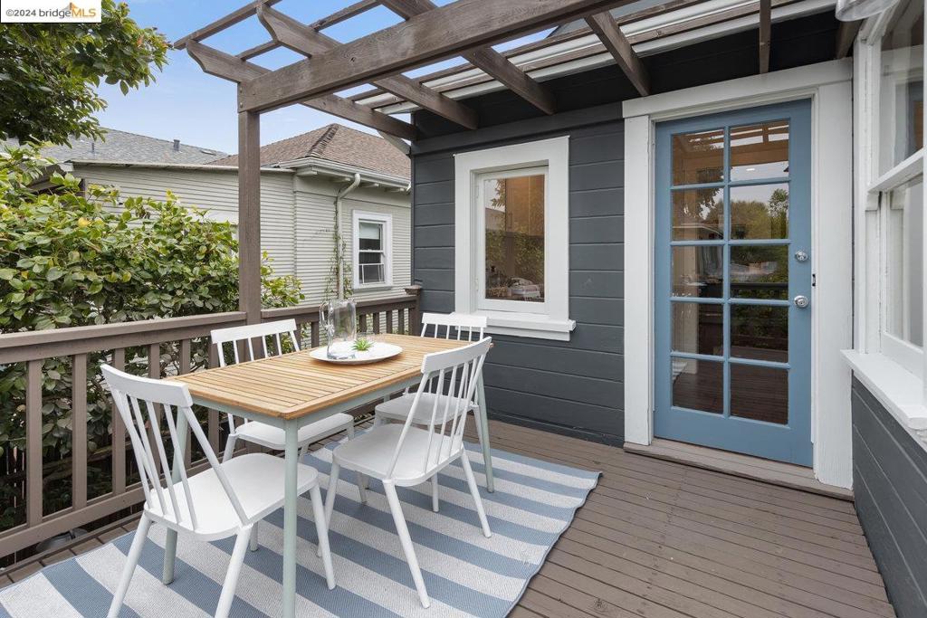 LOWER ROCKRIDGE - Residential