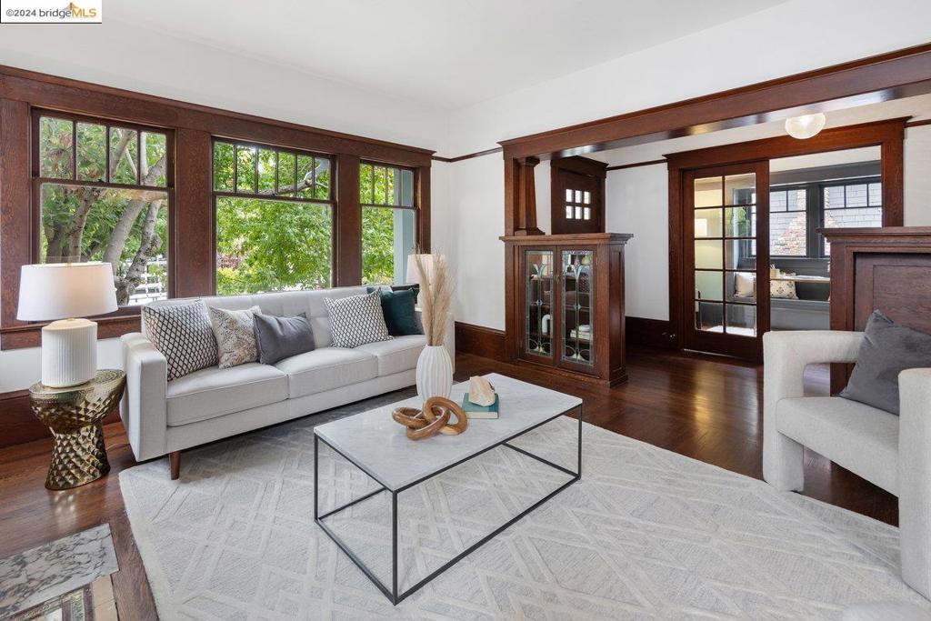 LOWER ROCKRIDGE - Residential