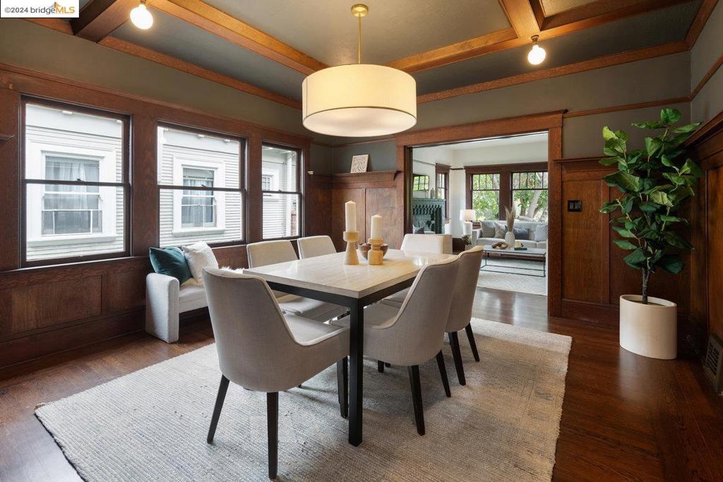 LOWER ROCKRIDGE - Residential