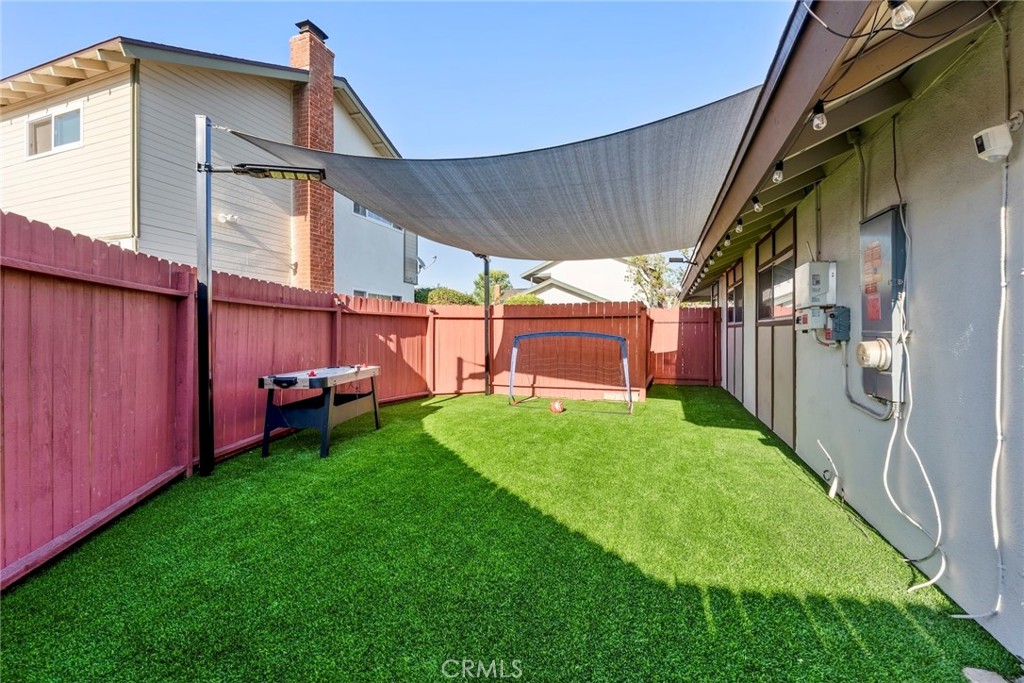 Collage Green - Residential