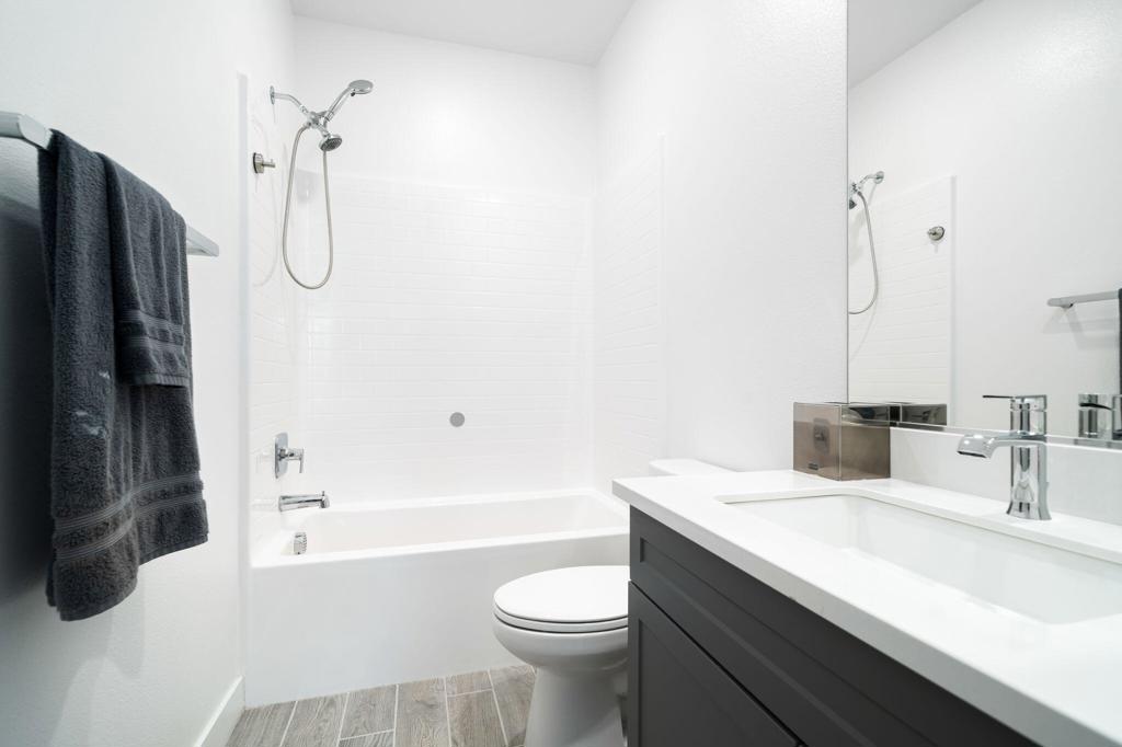 Dolce - Residential Lease