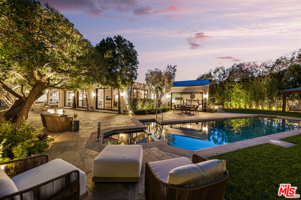 2410 Crest View Drive