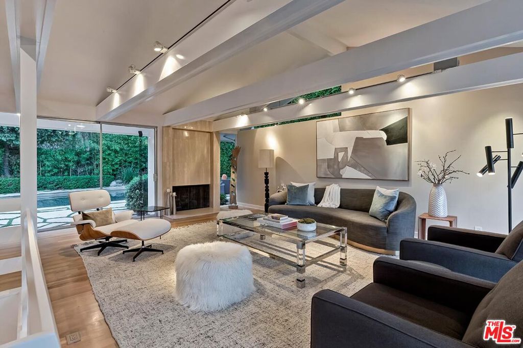 9316 Beverly Crest Drive