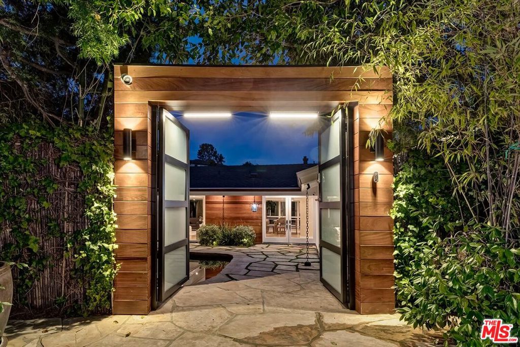9316 Beverly Crest Drive