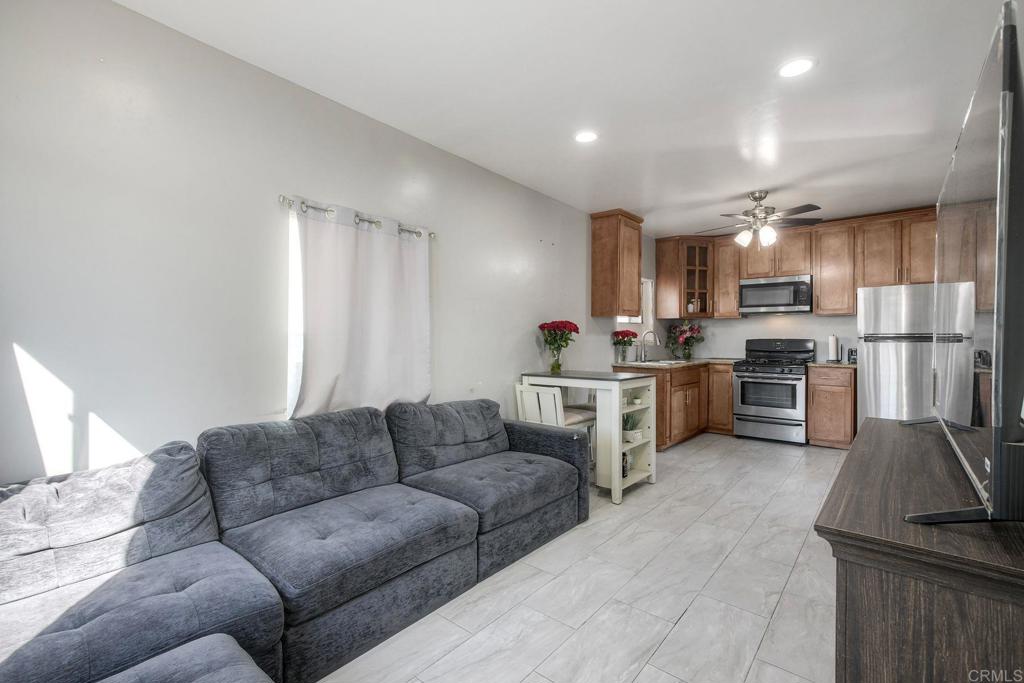 414 W 9th Avenue