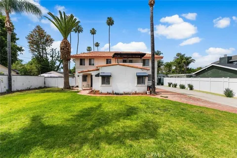 MLS: SR26078820