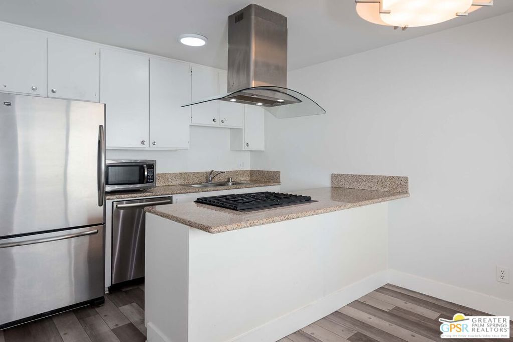 Sandstone Villas - Residential