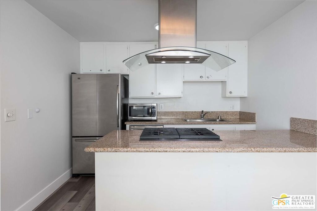 Sandstone Villas - Residential