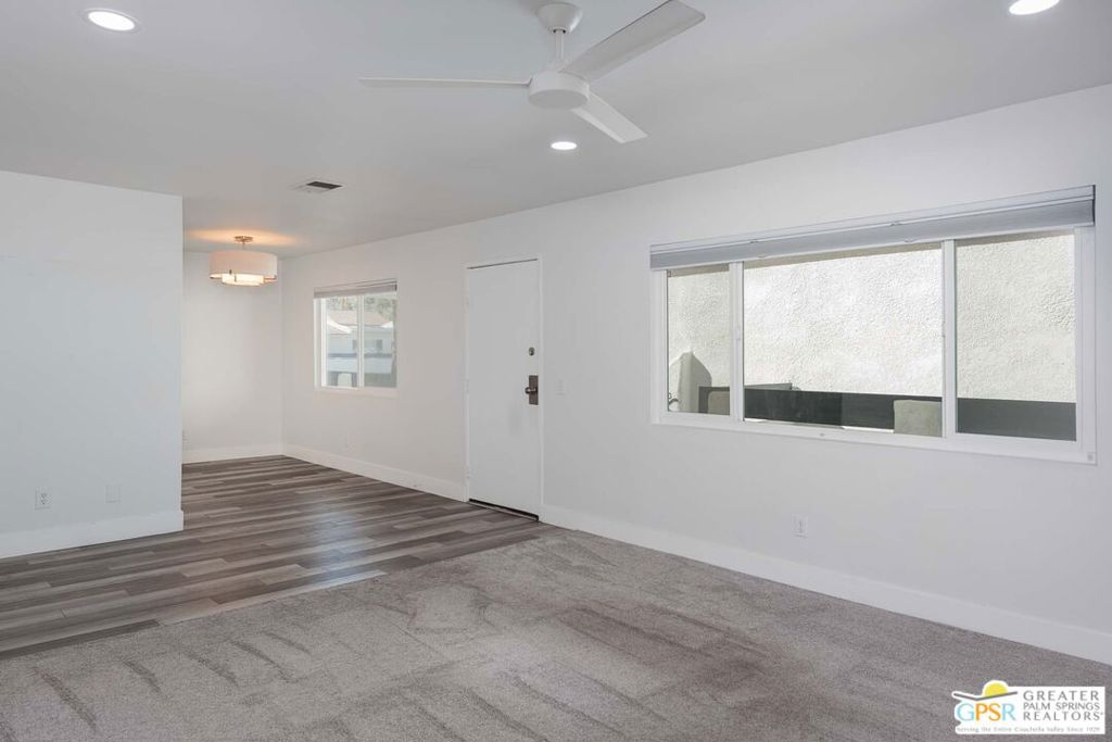 Sandstone Villas - Residential