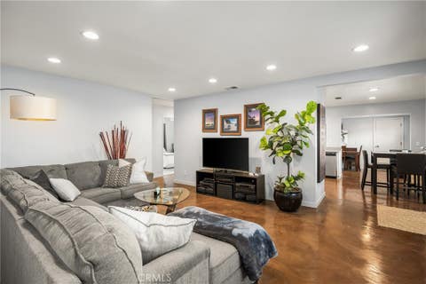 Photo of 19301 Maynard Way WAY, North Tustin, CA 92705 (MLS # PW26187599)