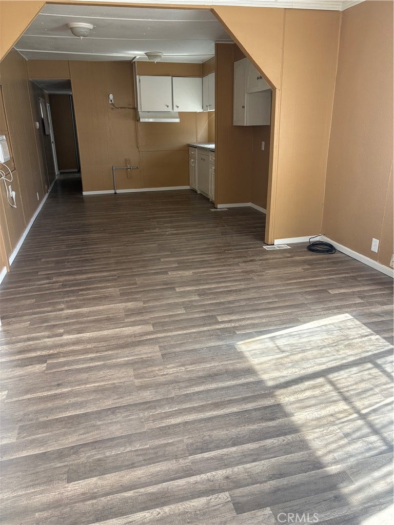 22325 Outer Hwy 18 50